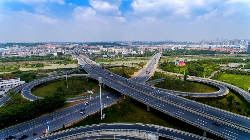 二環(huán)路西半環(huán)美化工程